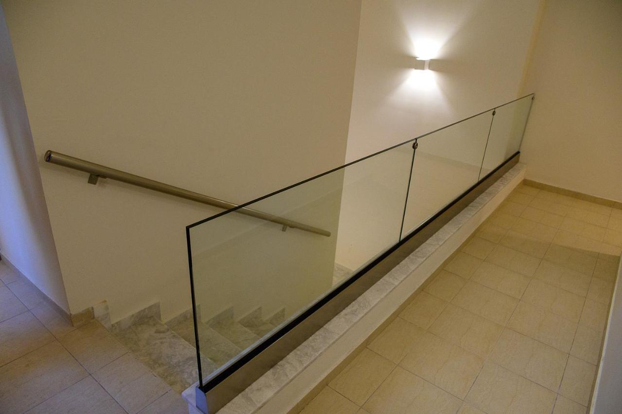 Uni Island - City Center Suites Heraklion  ภายนอก รูปภาพ