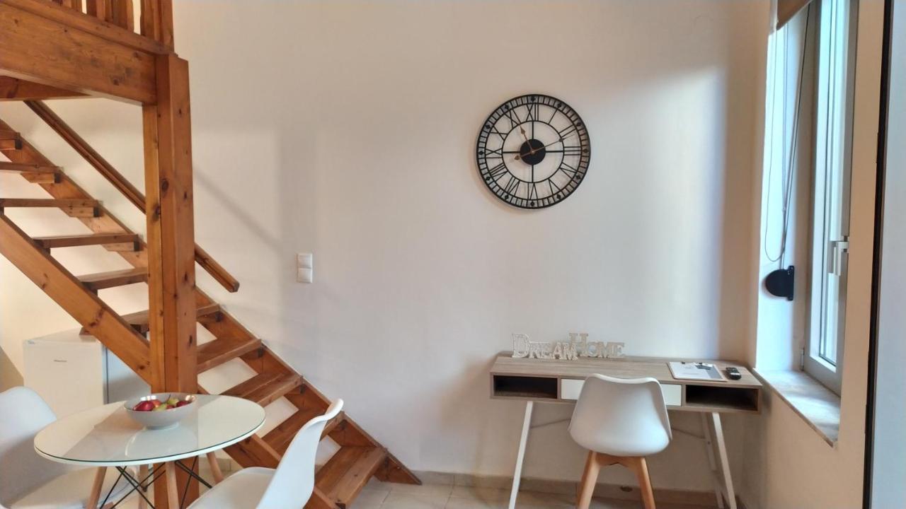 Uni Island - City Center Suites Heraklion  ภายนอก รูปภาพ